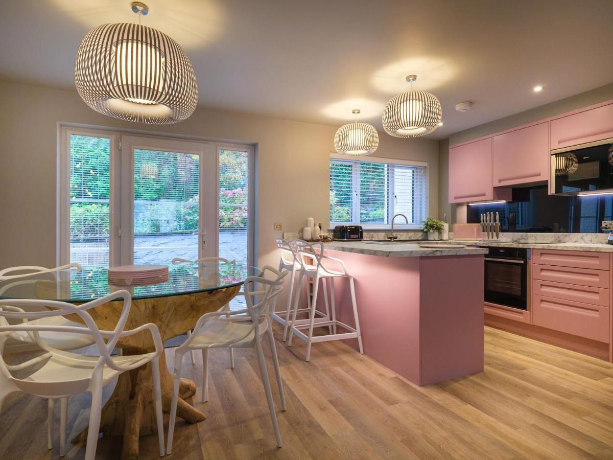 The Neon Rose Villa Bowness-on-Windermere Luaran gambar